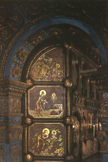 Благовещенский собор. Северный портал и врата